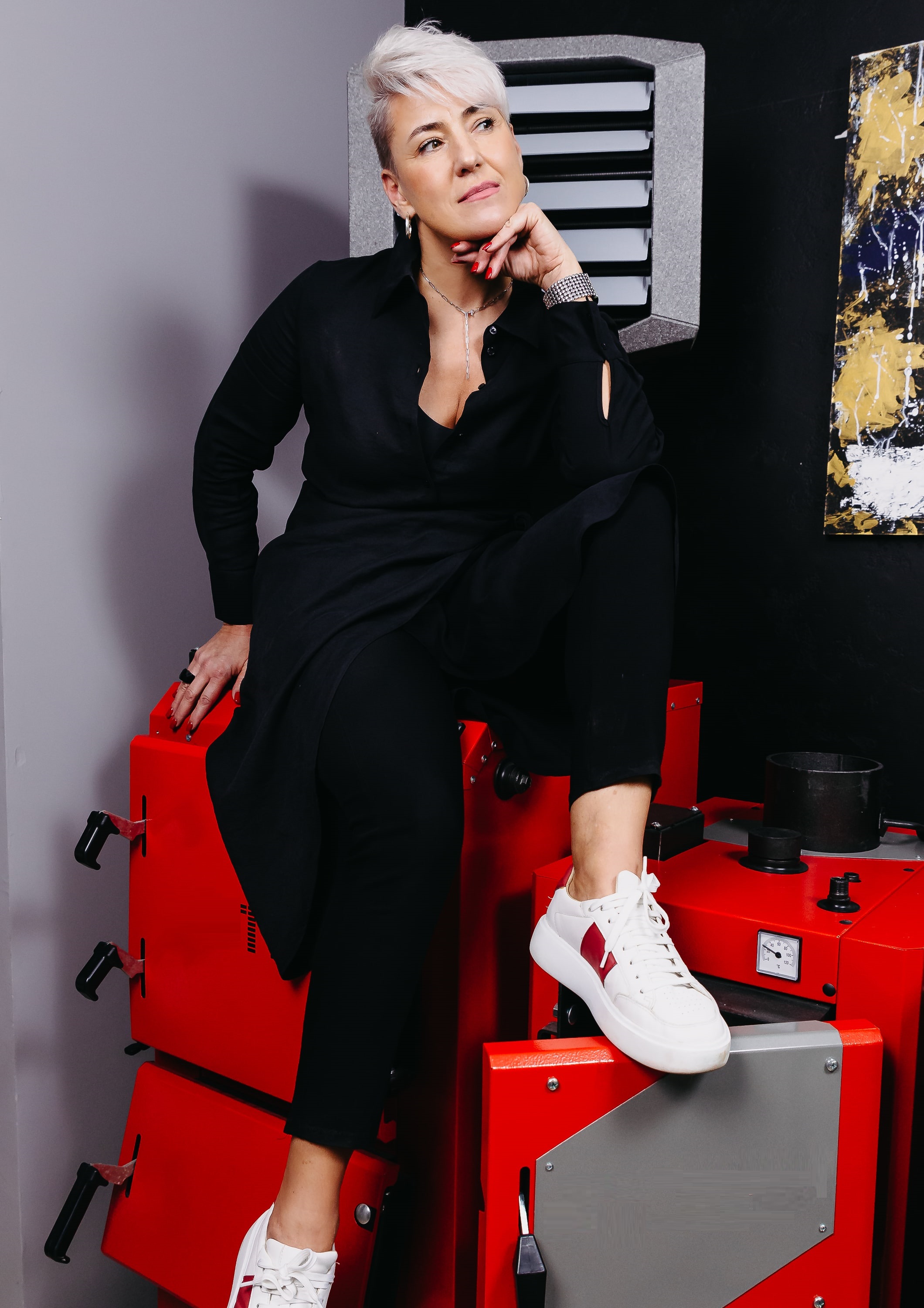 Оксана кроит бюджет отопления в узоры тепла – у неё «всеядный» пеллетник, сшитый в уют из старого «твердача»