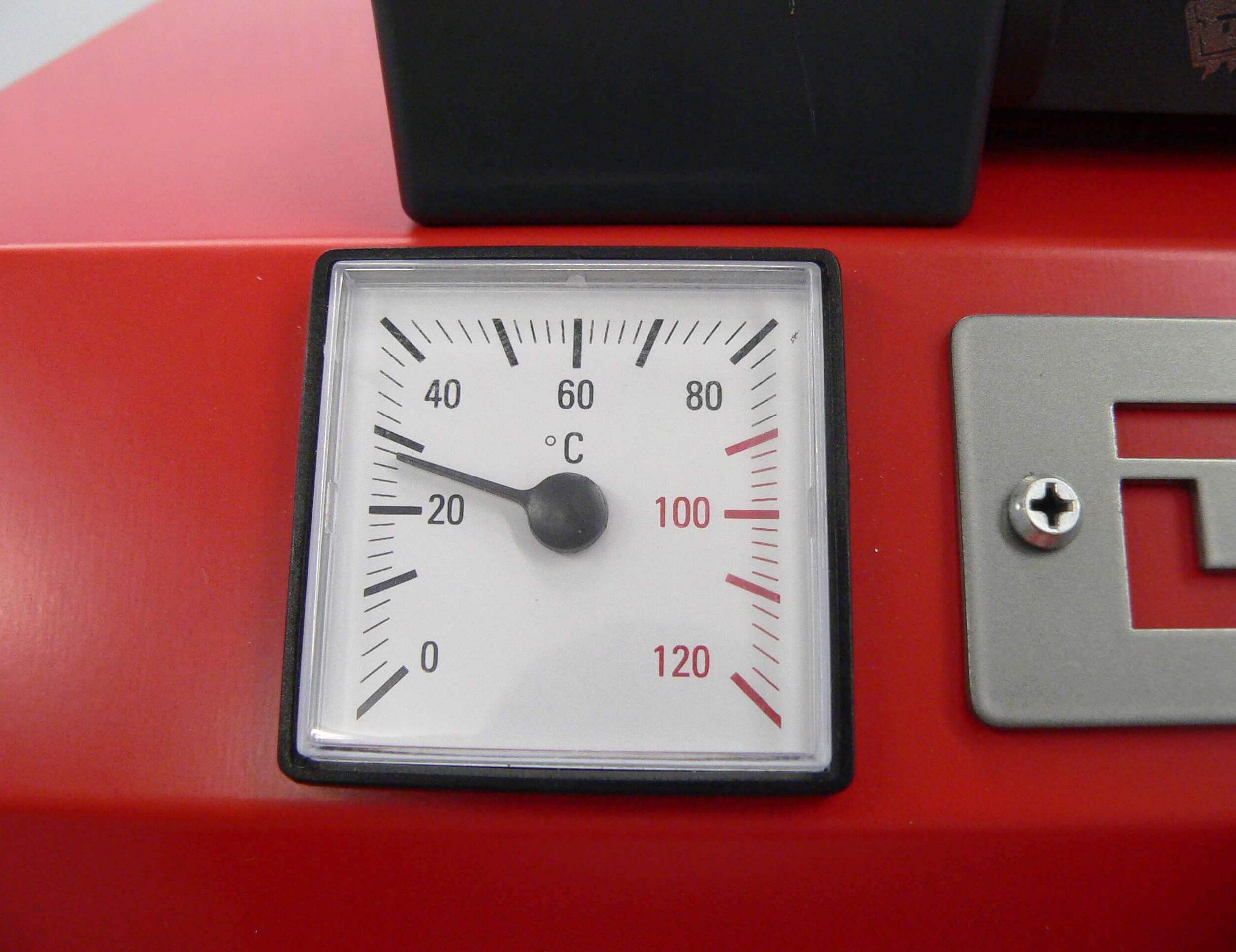 Твердотопливный котел Defro