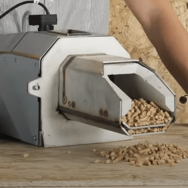 pelletnaja-gorelka-oblojka-min